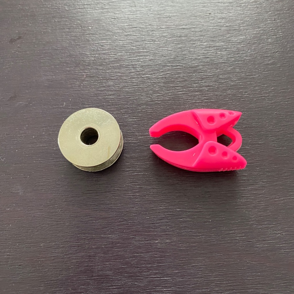 Bobbin holders pack - Picture 6 of 7